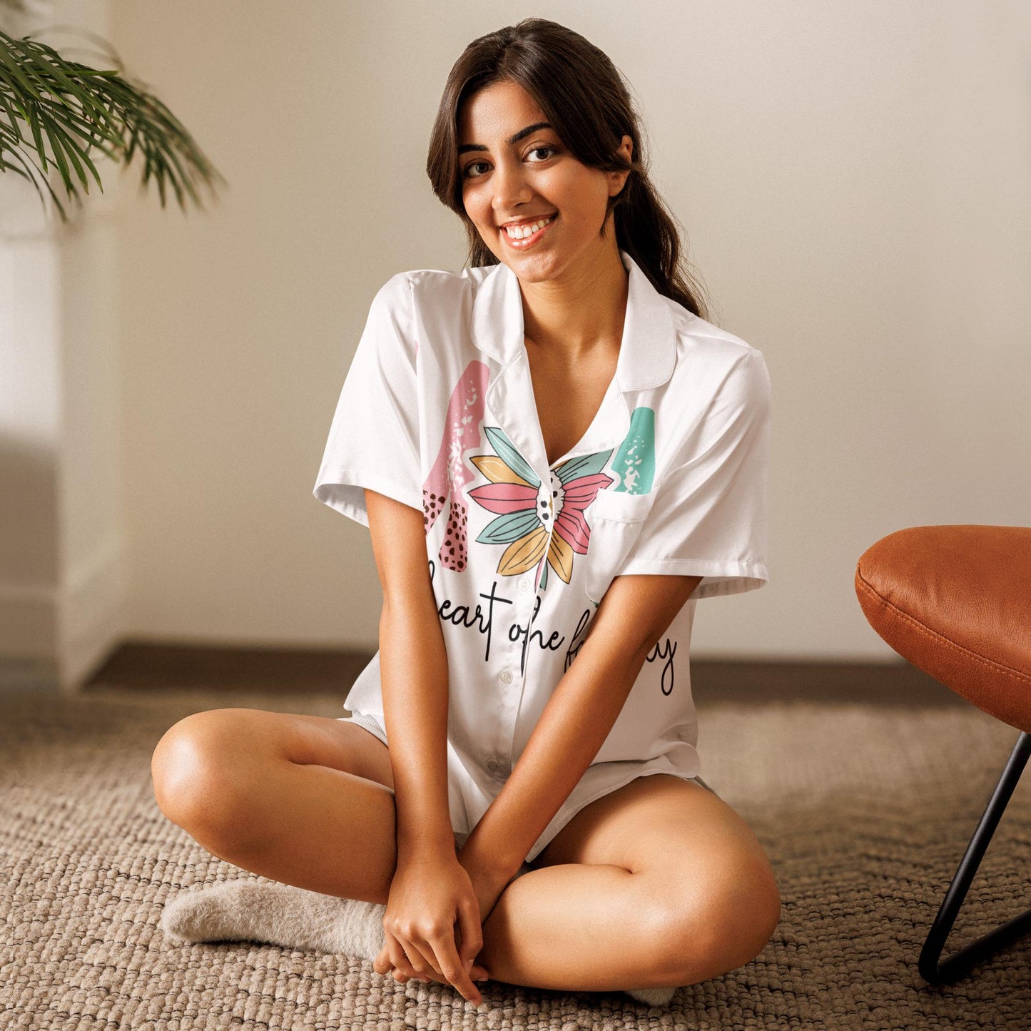 All-over print women’s short sleeve pajama top